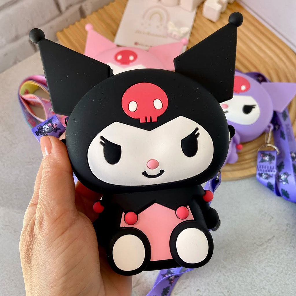 Pochette-Kuromi-5-2.jpg Mini Sac à Bandoulière Kuromi – Accessoire Kawaii pour Enfants et Fans de Manga - الصورة 1
